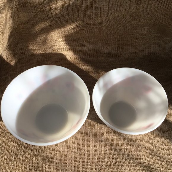 Vintage 1950's "Modern Tulip" Fire King Mixing Nesting Bowls 2 - Picture 4 of 9